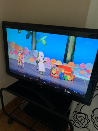 シャープ　32型　液晶テレビ