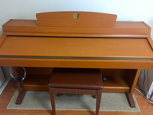 電子ピアノ　YAMAHA Clavinova CLP-230C