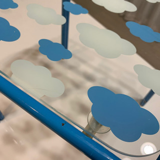 【決まりました】ガラステーブル (小)の画像