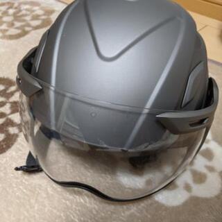 ヘルメットの画像