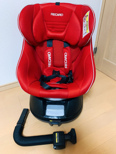 美品！RECAROのチャイルドシート