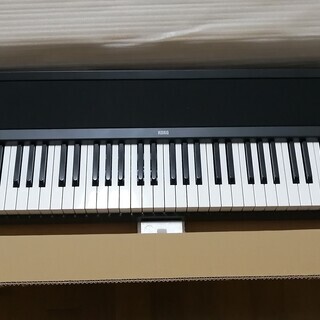 電子ピアノ　KORG　B1