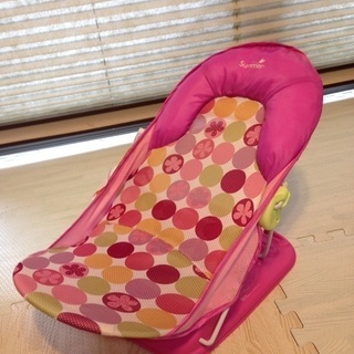 日本育児　ソフトバスチェアの画像
