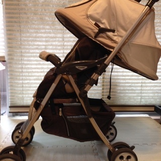 【値下げ】A型ベビーカー　コンビ　グランパセオ　lx720 の画像