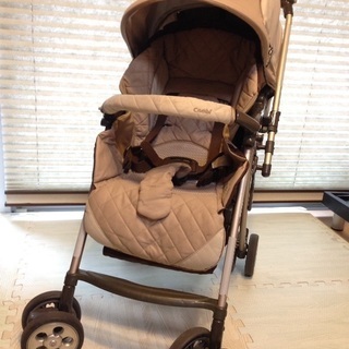 【値下げ】A型ベビーカー　コンビ　グランパセオ　lx720 の画像