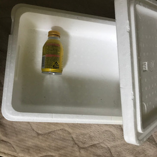 保冷　発泡スチロール箱の画像