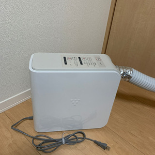 シャープ　布団乾燥機　ジャンク品　3/13で締切
