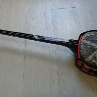 ケース、付属品付き三線【人工】