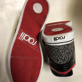 RADII TIMELESS DELUXE BLACK RED 28cmの画像