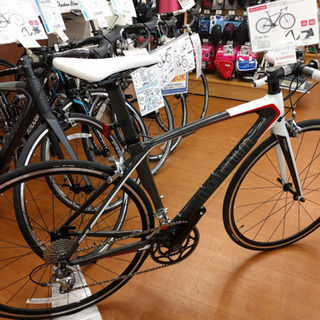 カーボン　軽量　ロード　バイク　モメンタム　自転車の画像