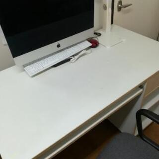 パソコンデスクと椅子差上げます！の画像