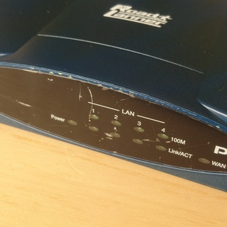 171.PLANEX BRL-04EX 4ポートブロードバンドルータの画像