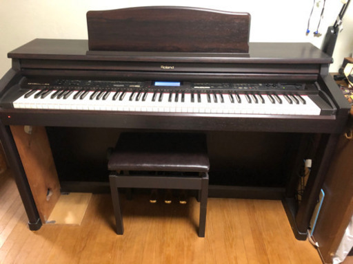 電子ピアノ ローランド　KR-570