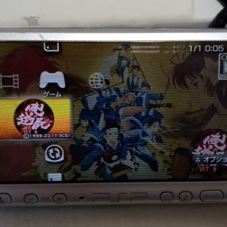 【中古】PSP3000(銀) + ソフト4本の画像