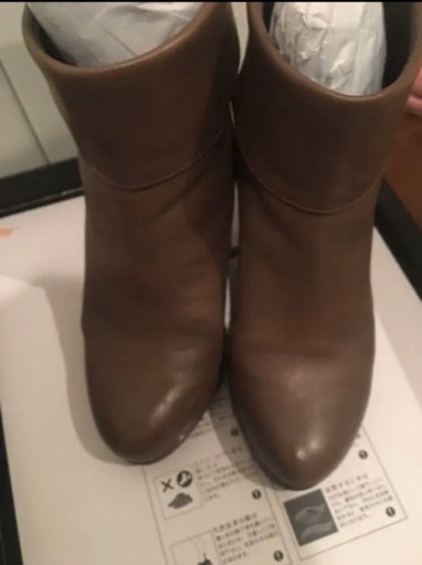untitledのショートブーツ