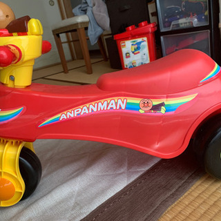 アンパンマン　わんぱくライダー　美品