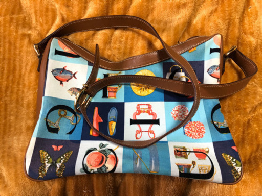 GUCCIショルダー斜め掛け可能