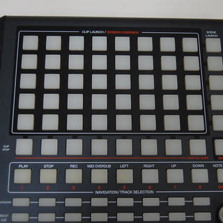ジャンク AKAI APC20 MIDIコントローラー 本体のみ ☆ 札幌市 清田区 平岡の画像