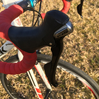 TREK（トレック）MADONE（マドン） 2.1　2015年モデル　カスタム諸々　ロードバイクの画像