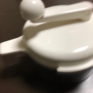 手動みじん切り器