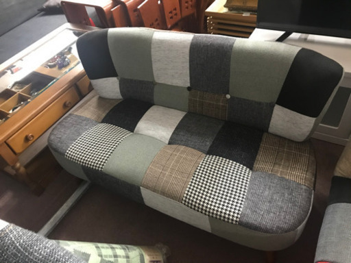 ◇オシャレなパッチワーク風ソファ
