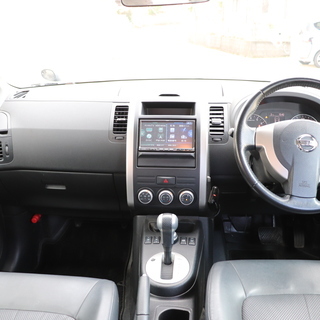 エクストレイル　☆大人気後期型☆　車検受け渡し可能　10万km まだまだ走ります！ 切り替え式4WD SUV 　サーフィン等々ワイルドな貴方に♪の画像