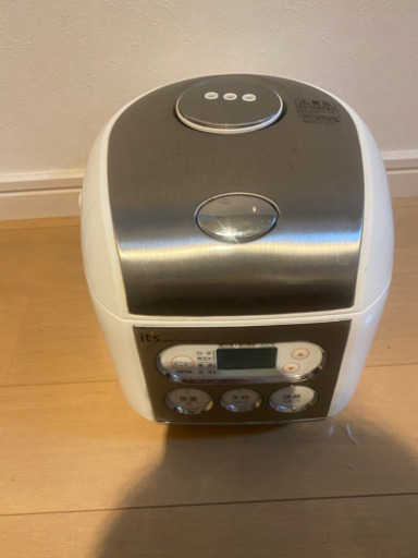 炊飯器 2010年製 SANYO 3合炊き