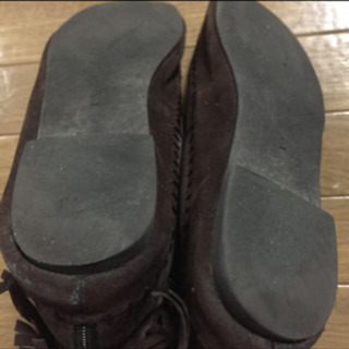 フリンジスエードブーツの画像