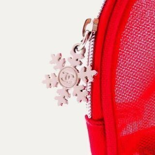 非常に入手困難‼️❄️非売品❄️超可愛いCHANEL セカンドバック兼ポーチ❄️正規品❄️の画像