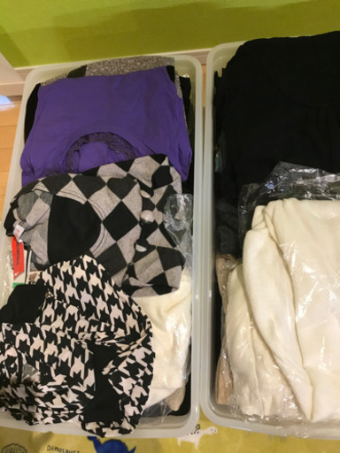 レディース　服　新品　販売店向け