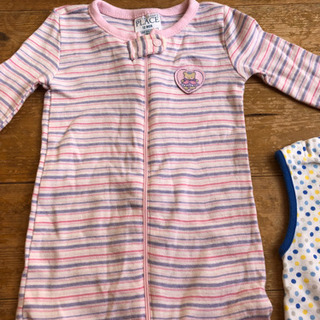 ベビー服 足つき  未使用の画像