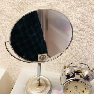 お取引確定＊拡大鏡付き鏡＆目覚まし時計、まとめてお譲りします。