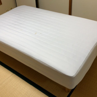 無印　セミダブルベッド