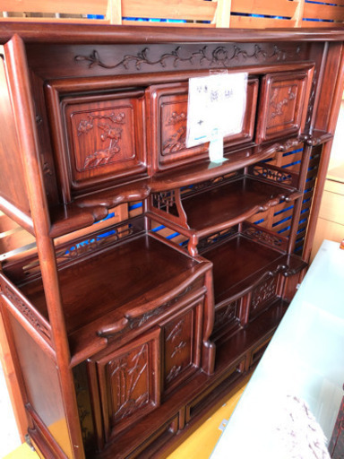 ●販売終了●飾り棚　松竹梅のおめでたい彫り物　特価品　中古品