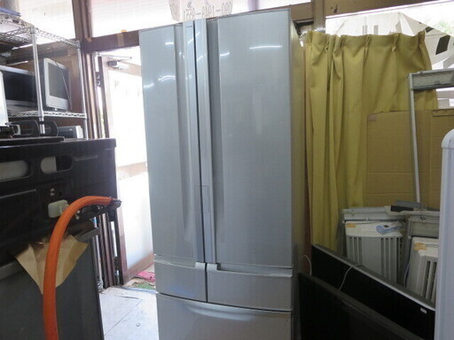 値引きしました！TOSHIBA　GR-C51R 持ち帰り特価!冷蔵庫511L　2011年製 観音開き！製氷機能付き！