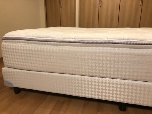 大塚家具　セミダブルベッド