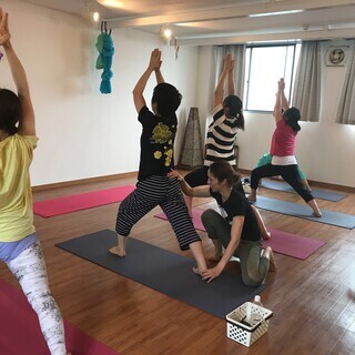 伏見桃山の通いやすく続けやすいヨガ教室！ヨガシャーラで体験してみませんか？の画像