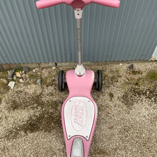 ＲＡＤＥＯ ＦＬＹＥＲスクターの画像