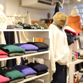 【アパレル/泉大津市】接客・販売スタッフ募集♬ 子育て中の方活躍中！の画像