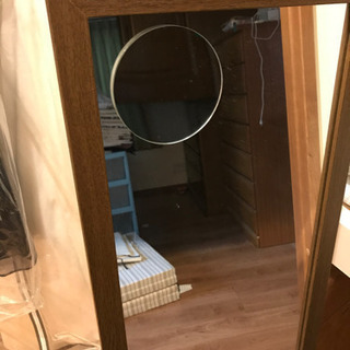 拡大鏡付き姿見の画像