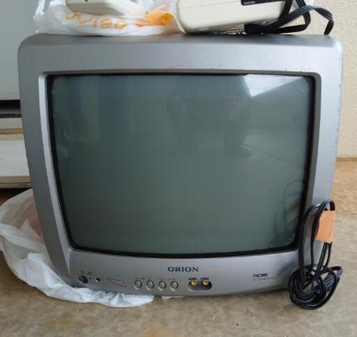 １５型アナログテレビと地デジチューナー付き