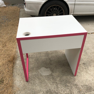 IKEA ミッケ　学習机　パソコンデスク　ピンク×ホワイトの画像