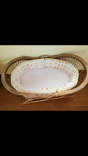 他サイト掲載中籐かご ベビーベッドに！アンティーク！