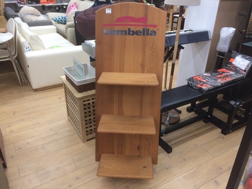 お部屋の模様替えに！sambellaのディスプレイラックです！