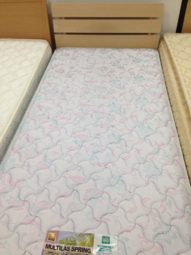 取りに来れる方限定！お得なシングルベッドです！