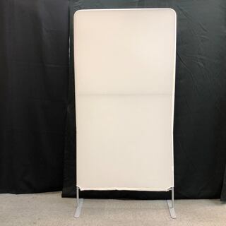 簡易パーテーション（衝立、フラット型、白）1枚300円