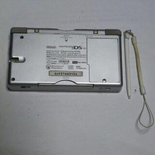 NintendoDS(タッチペン付き) 傷なしの画像