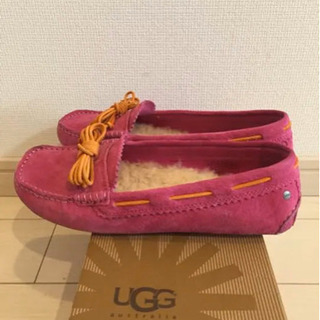 UGG ドライビングシューズ　モカシンの画像