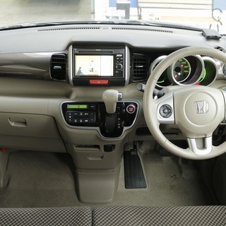 ★自社ローンのことなら、、、くるまのミツクニへ！！★自社ローン専門中古車販売店！！　ホンダ　N　BOX+2トーンカラースタイル　Gターボパッケージの画像