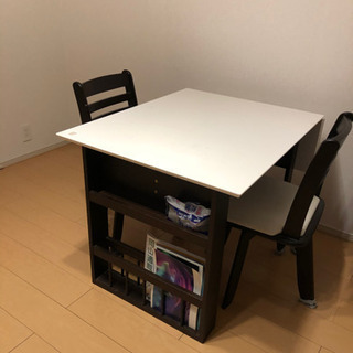 ダイニングテーブル、椅子2脚